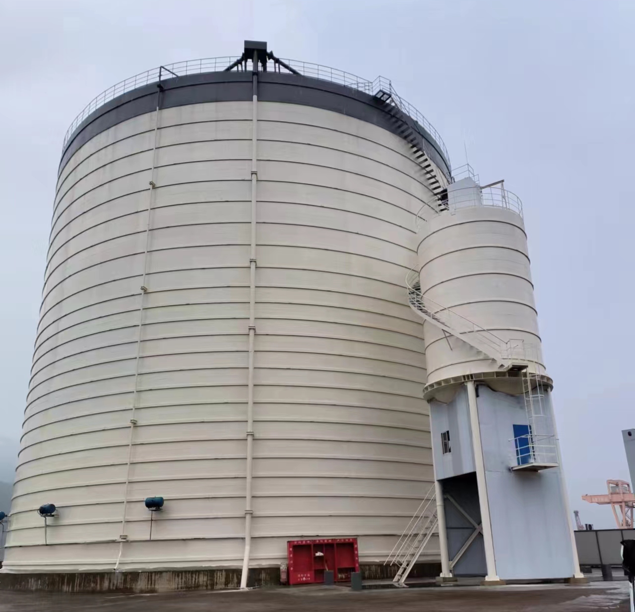 皇桐镇10万吨水泥钢板库