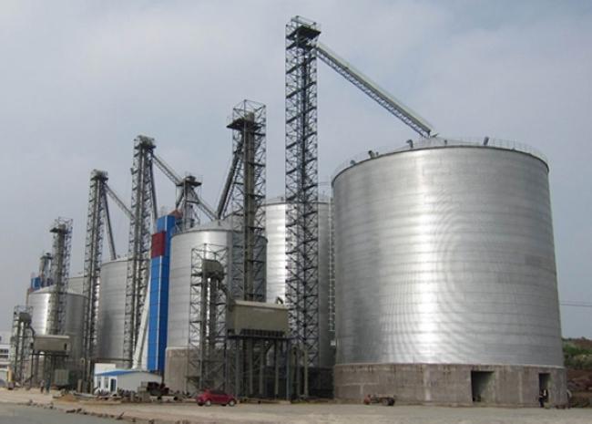 皇桐镇大型钢板库构造参数及水泥储存质量